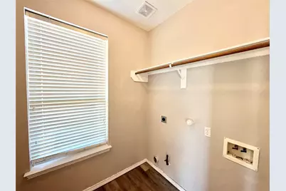 7818 Red Oak Lane, Texas City, TX 77591 - Photo 15
