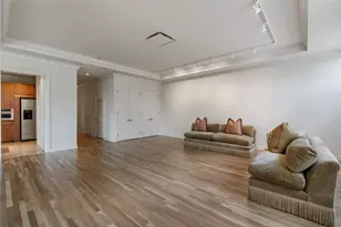 511 S Post Oak Ln, Houston, TX 77056 - Photo 9