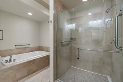 511 S Post Oak Lane #5D, Houston, TX 77056 - Photo 17