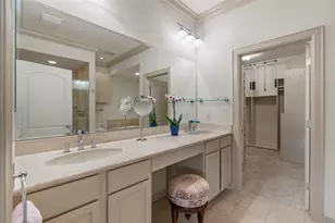 511 S Post Oak Ln, Houston, TX 77056 - Photo 15