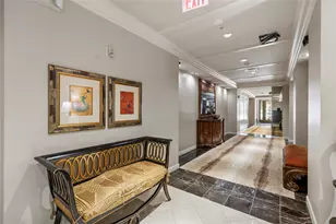 511 S Post Oak Ln, Houston, TX 77056 - Photo 25