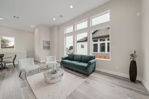 2502 W Tidwell Rd, Houston, TX 77091 - Photo 5