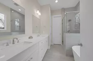 2502 W Tidwell Rd, Houston, TX 77091 - Photo 13