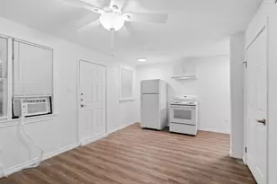 3619 Ave S, Galveston, TX 77550 - Photo 23