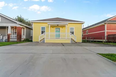3619 Ave S, Galveston, TX 77550 - Photo 1