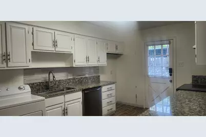 12913 Trail Hollow Drive #2913, Houston, TX 77079 - Photo 7