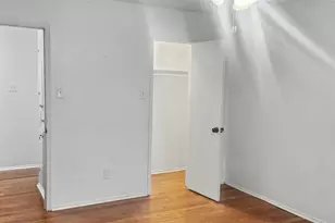 12913 Trail Hollow Dr, Houston, TX 77079 - Photo 23