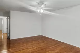 12913 Trail Hollow Dr, Houston, TX 77079 - Photo 13