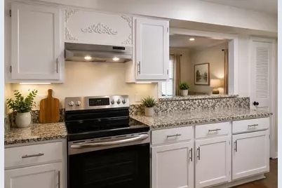 12913 Trail Hollow Drive #2913, Houston, TX 77079 - Photo 7