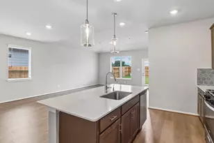 12035 Marlin Strait Dr, Baytown, TX 77523 - Photo 11