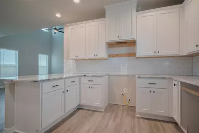 437 San Sebastian Place, Brookshire, TX 77423 - Photo 17