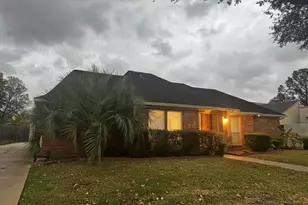 6707 Las Brisas Dr, Houston, TX 77083 - Photo 3