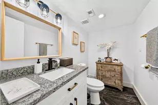 444 E Fair Harbor Ln, Houston, TX 77079 - Photo 13