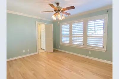 919 Long Reach Drive, Tiki Island, TX 77554 - Photo 31