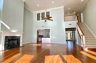 919 Long Reach Dr, Tiki Island, TX 77554 - Photo 9