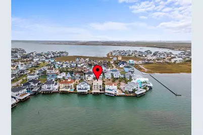 919 Long Reach Drive, Tiki Island, TX 77554 - Photo 3
