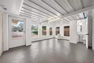 11322 Oak Spring Dr E, Houston, TX 77043 - Photo 33
