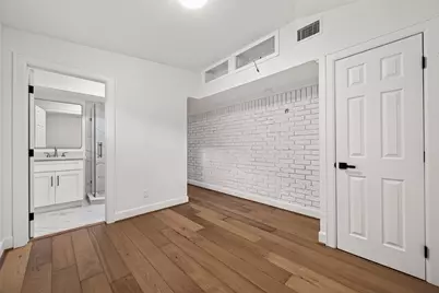 11322 Oak Spring Drive E, Houston, TX 77043 - Photo 29