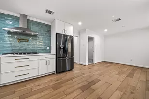 11322 Oak Spring Dr E, Houston, TX 77043 - Photo 19