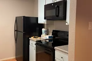 7950 N Stadium Dr, Houston, TX 77030 - Photo 3