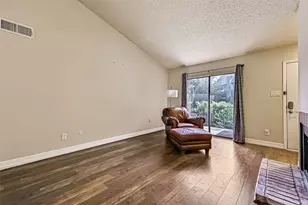 7106 N Holiday Dr, Galveston, TX 77550 - Photo 11