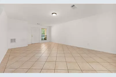 9815 Lonsford Drive, Houston, TX 77086 - Photo 7