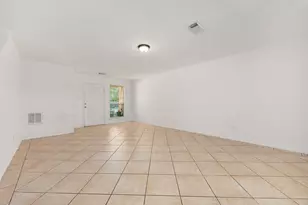 9815 Lonsford Dr, Houston, TX 77086 - Photo 7