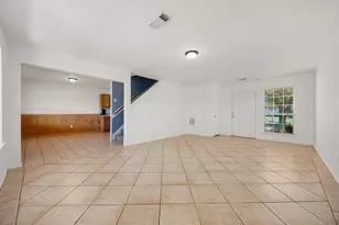 9815 Lonsford Dr, Houston, TX 77086 - Photo 5