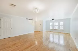 738 Redwing Pl Dr, Houston, TX 77009 - Photo 17