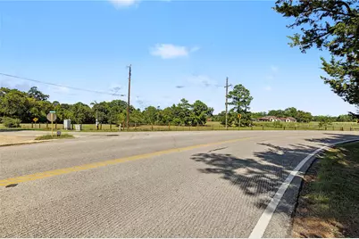 13111 Shepard Hill Road, Willis, TX 77318 - Photo 7