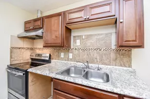 12660 Ashford Point Dr, Houston, TX 77082 - Photo 13