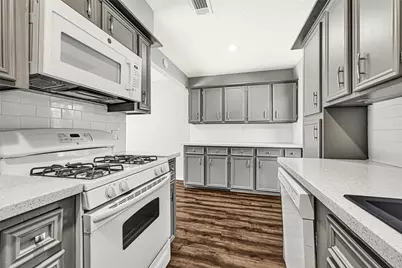 2509 Pearland Avenue, Pearland, TX 77581 - Photo 11