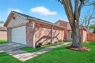 12815 Maxfield Dr, Houston, TX 77082 - Photo 1