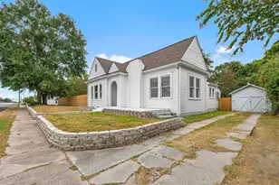 335 N Robb St, Trinity, TX 75862 - Photo 29