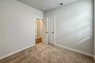 2104 Lost Timbers Dr, Conroe, TX 77304 - Photo 13