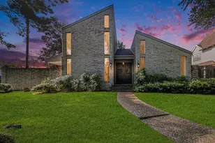 4334 Lake Grove Dr, Seabrook, TX 77586 - Photo 1