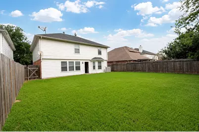 16127 Eaglewood Spring Ct, Houston, TX 77083 - Photo 13