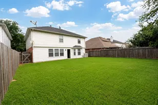 16127 Eaglewood Spring Ct, Houston, TX 77083 - Photo 13