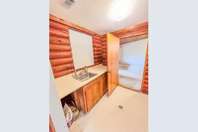 605 NE Clayton Street, Dayton, TX 77535 - Photo 25