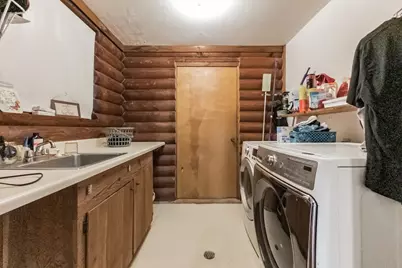 605 NE Clayton Street, Dayton, TX 77535 - Photo 15