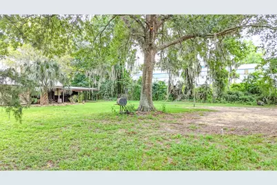 605 NE Clayton Street, Dayton, TX 77535 - Photo 15