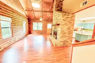 605 NE Clayton St, Dayton, TX 77535 - Photo 19