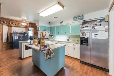 605 NE Clayton Street, Dayton, TX 77535 - Photo 5
