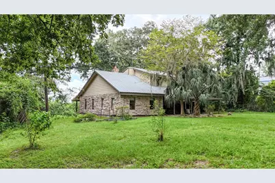 605 NE Clayton Street, Dayton, TX 77535 - Photo 15