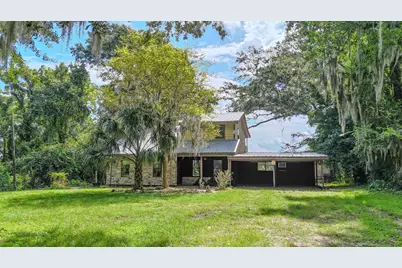 605 NE Clayton Street, Dayton, TX 77535 - Photo 1
