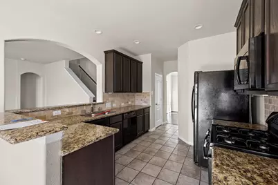 6527 Hunters Trace Lane, Baytown, TX 77521 - Photo 7