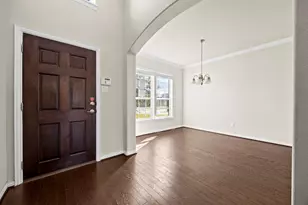 6527 Hunters Trace Ln, Baytown, TX 77521 - Photo 3