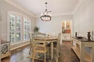 1327 Blackthorne Dr, Houston, TX 77094 - Photo 9