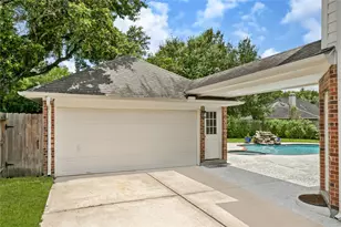 1327 Blackthorne Dr, Houston, TX 77094 - Photo 33