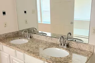 14303 Oak Chase Dr, Houston, TX 77062 - Photo 9